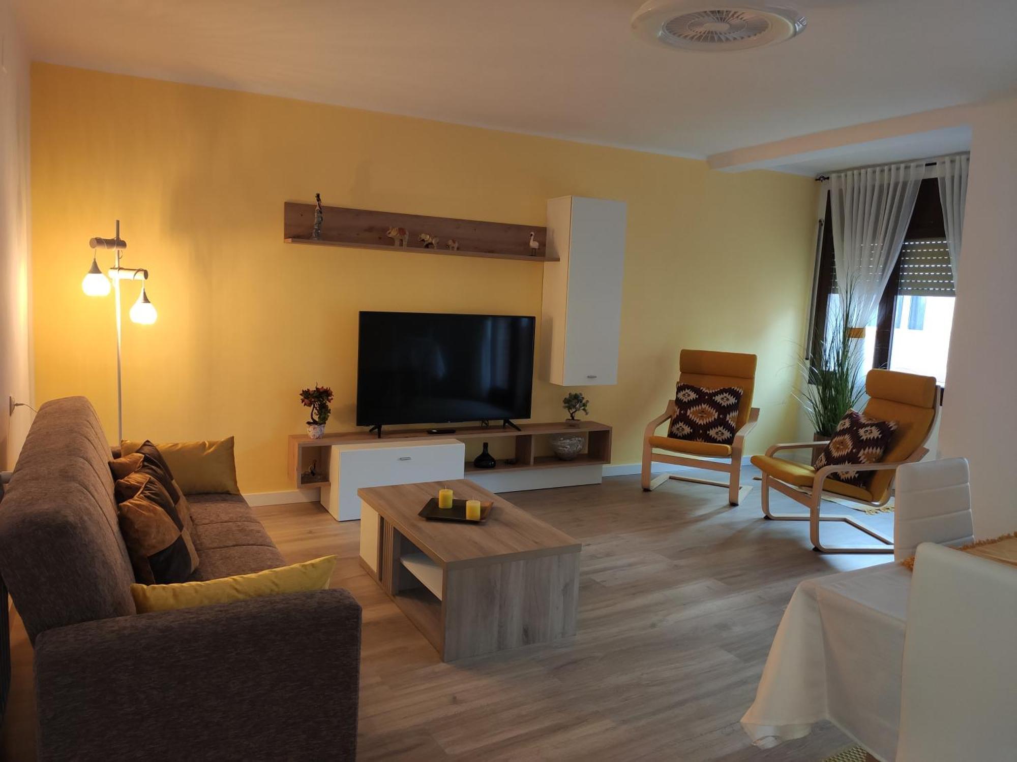 Apartamento Confort II La Seu d'Urgell Esterno foto