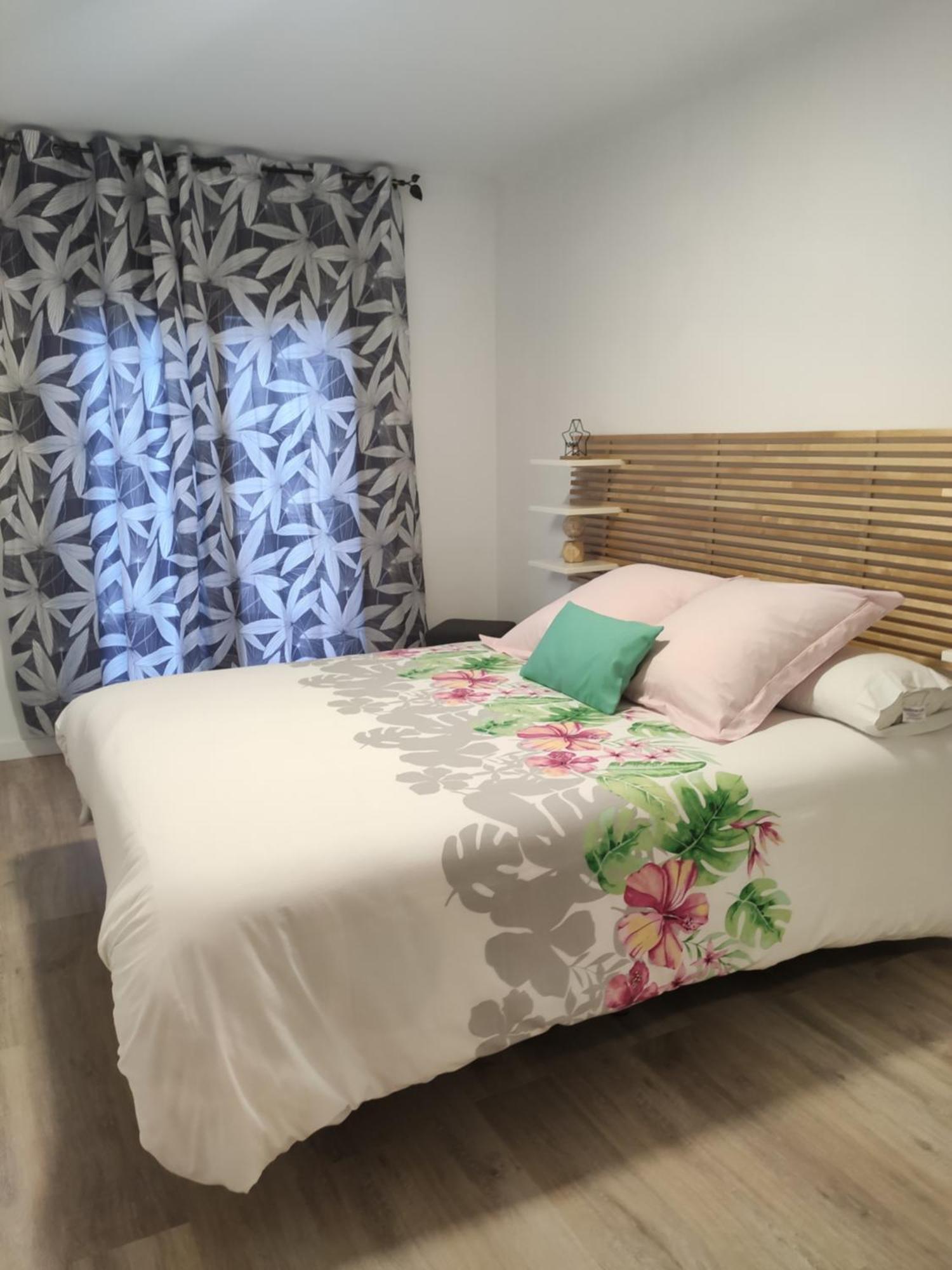 Apartamento Confort II La Seu d'Urgell Esterno foto